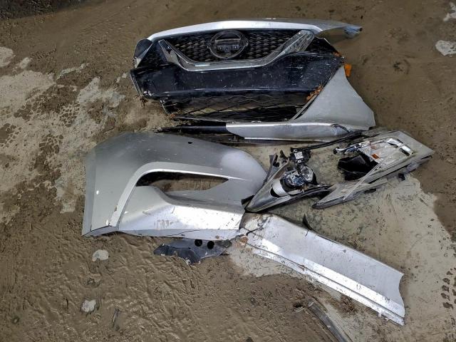 Nissan Maxima 3.5s Image 7