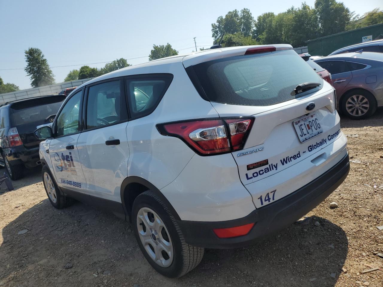 Ford Escape S Image 3