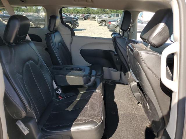 Chrysler Pacifica Limited Image 5