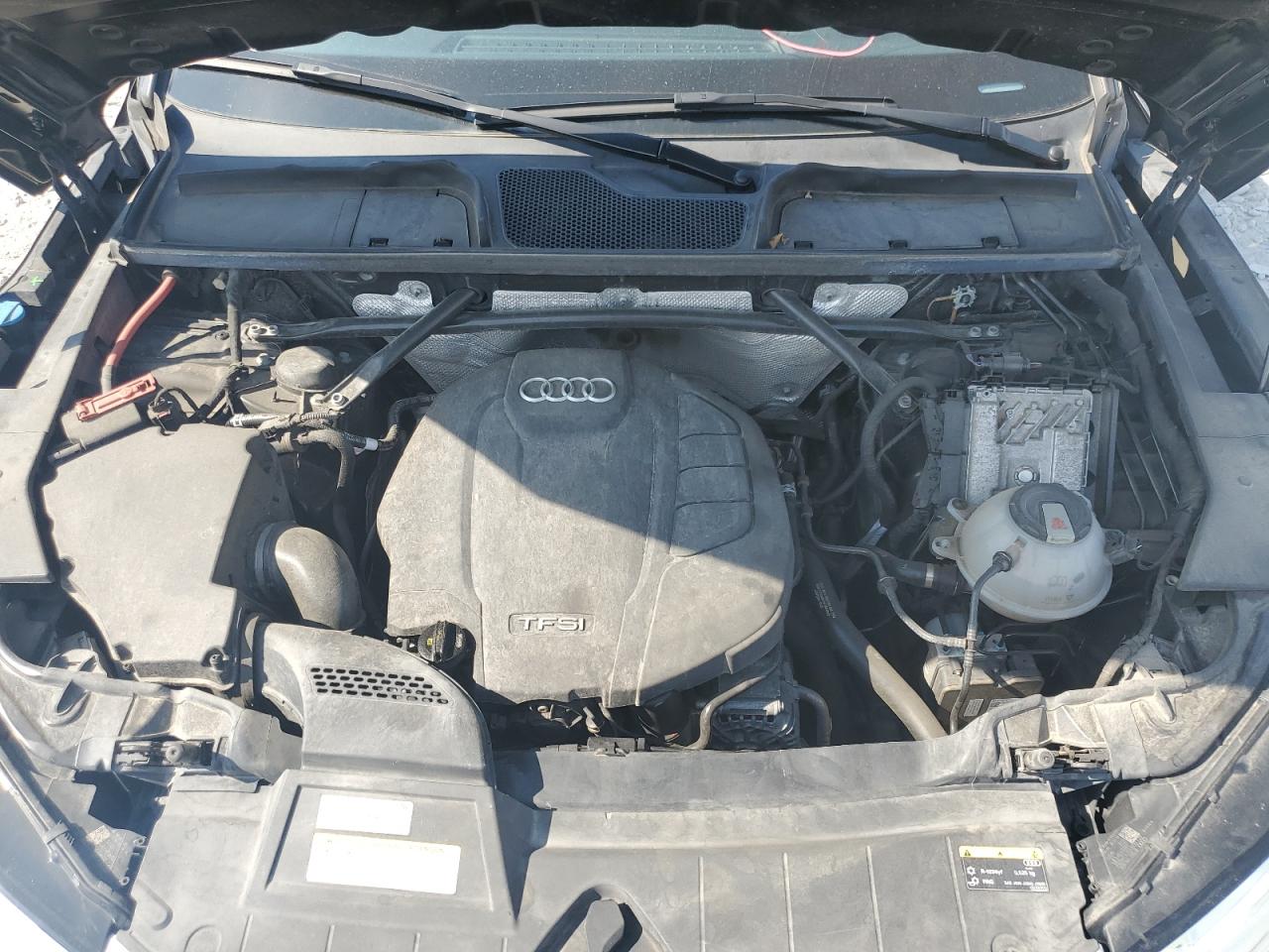 Audi Q5 Premium Plus Image 10