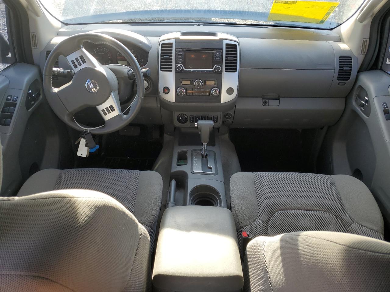 Nissan Frontier S Image 7