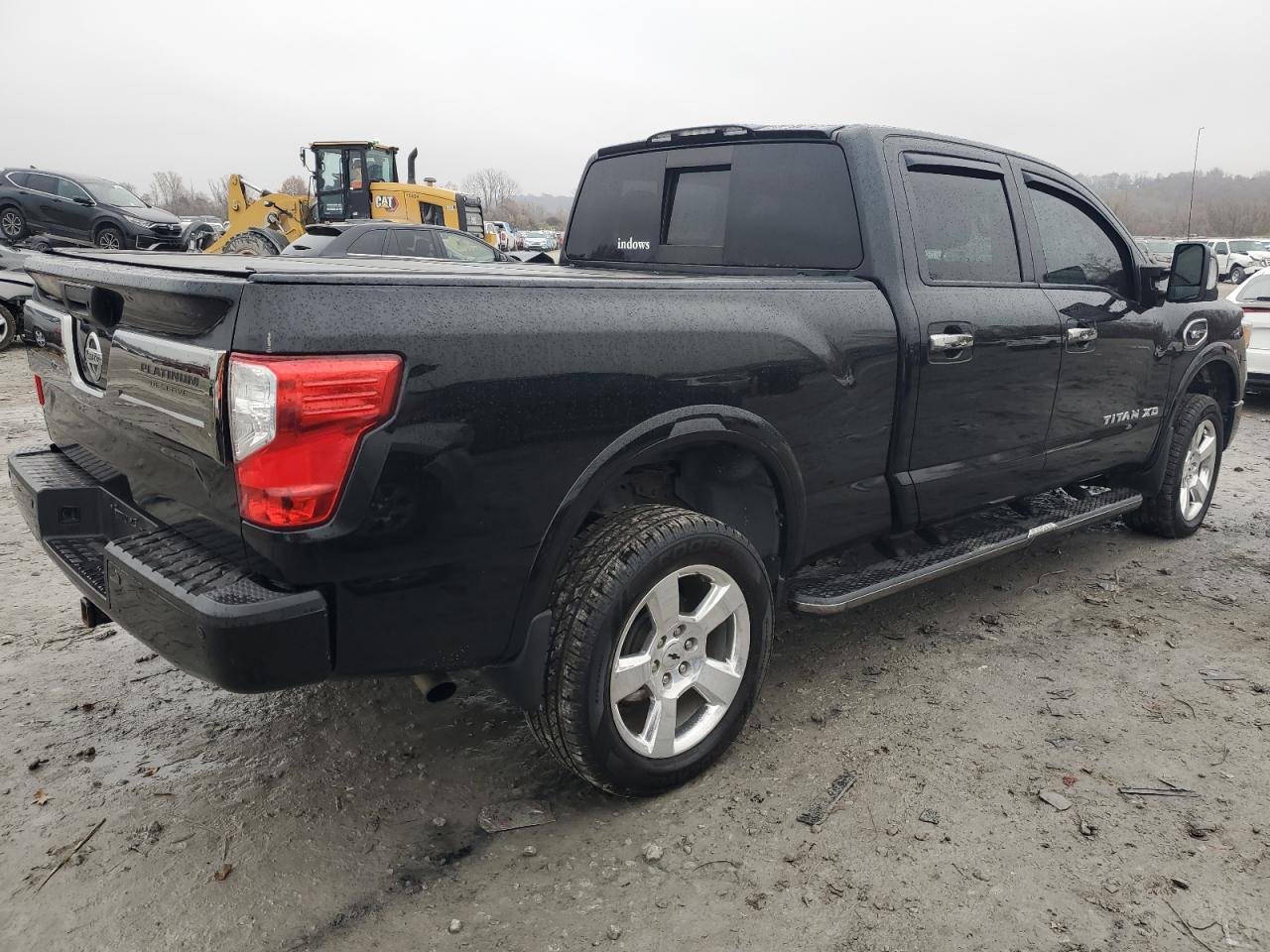 Nissan Titan Sl Image 3