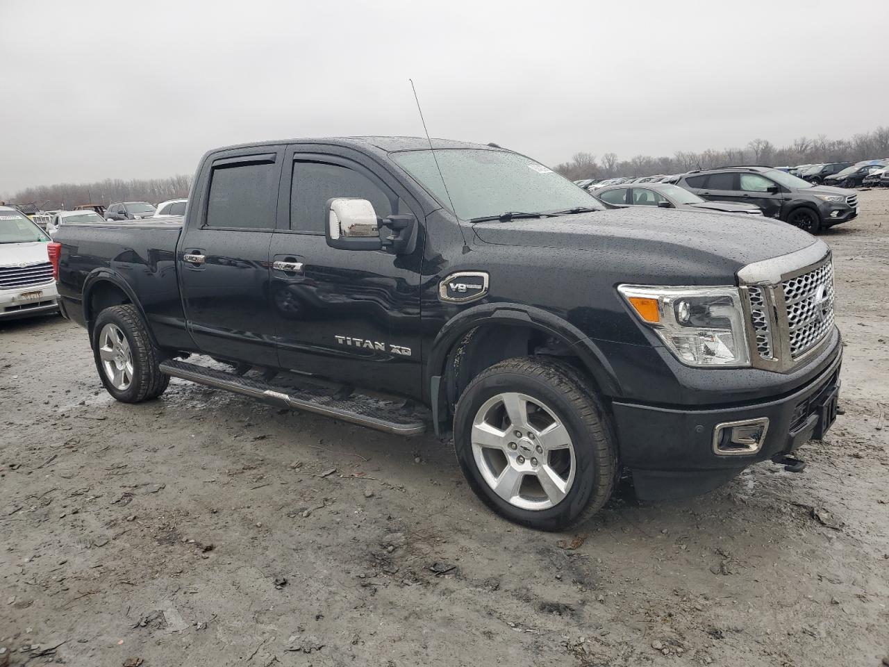 Nissan Titan Sl Image 8