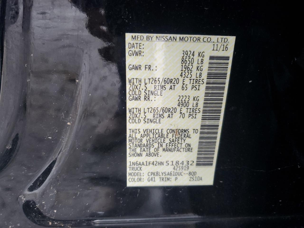 Nissan Titan Sl Image 12