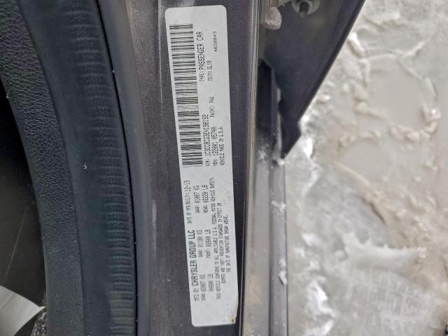 Chrysler 200 Limited Image 8