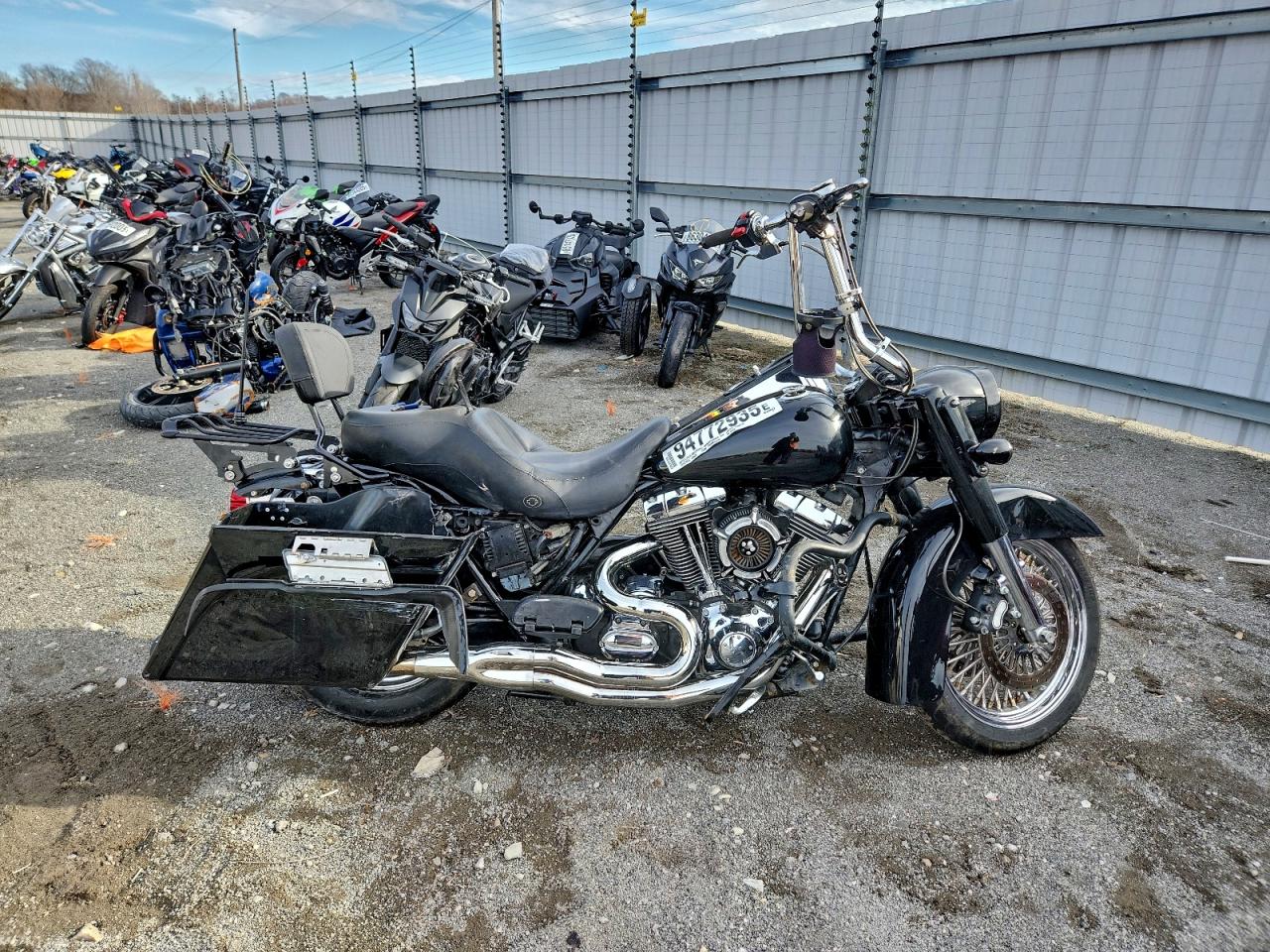 Harley-Davidson Fl Image 1