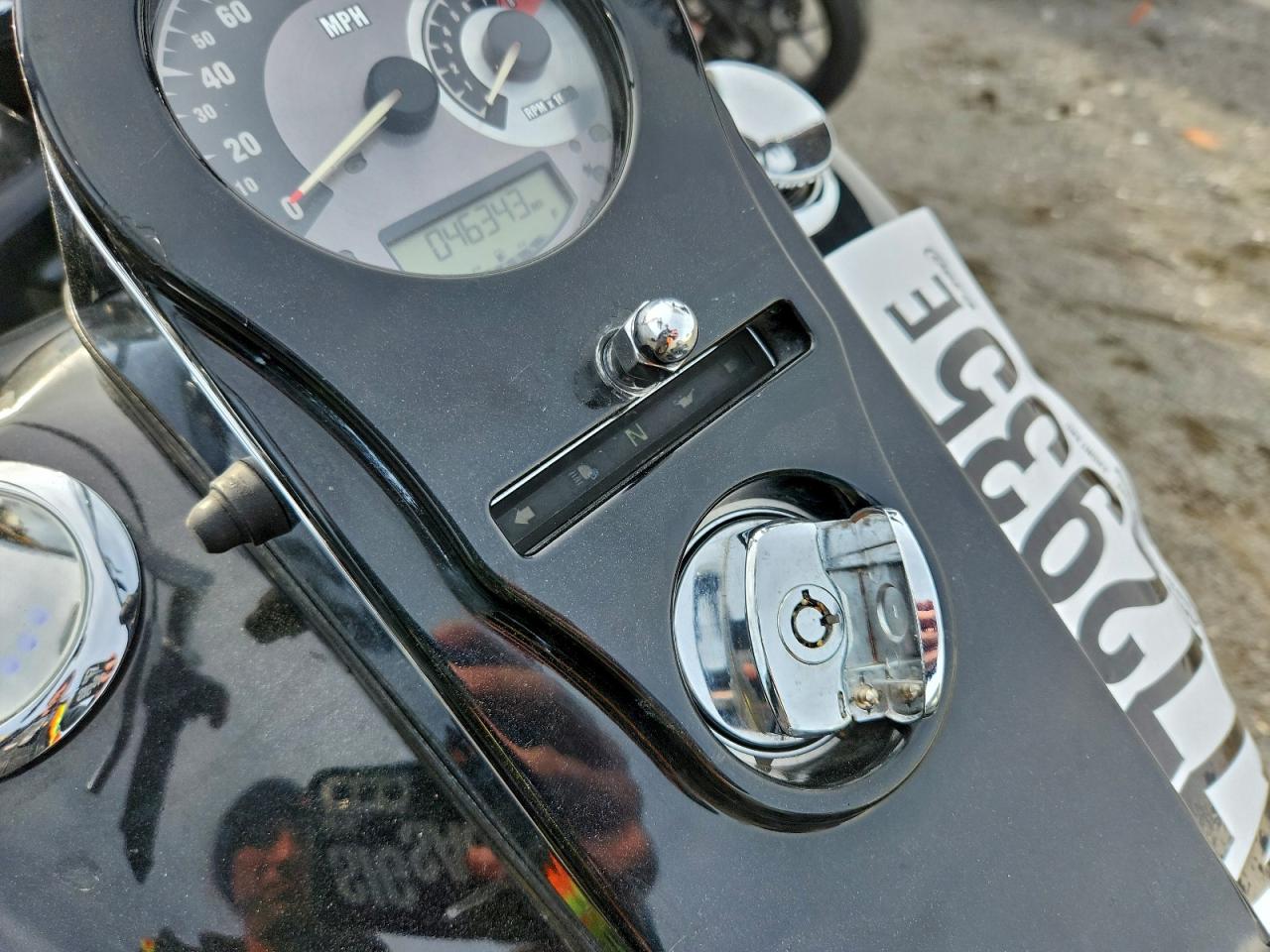 Harley-Davidson Fl Image 8