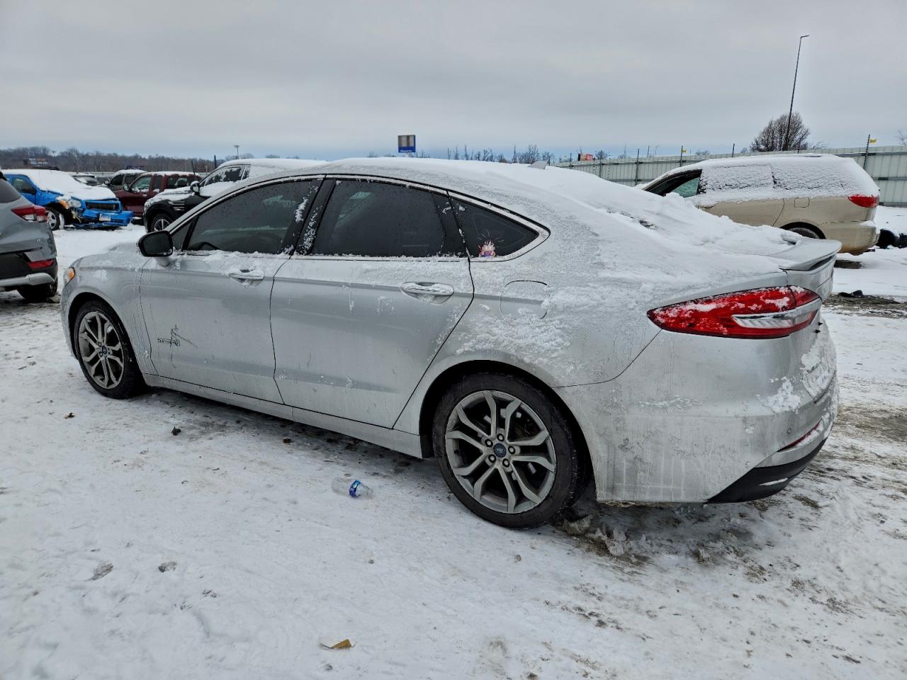 Ford Fusion Titanium Image 2