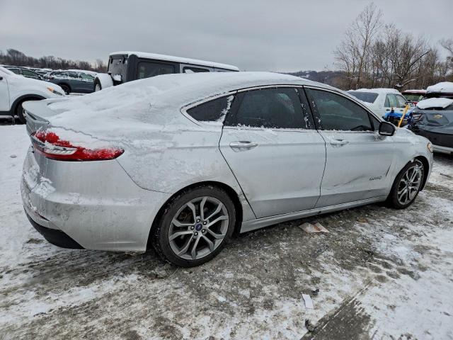 Ford Fusion Titanium Image 4