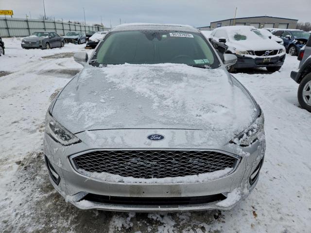 Ford Fusion Titanium Image 5