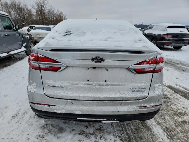 Ford Fusion Titanium Image 8