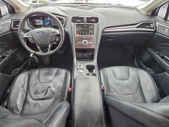 Ford Fusion Titanium Image 10