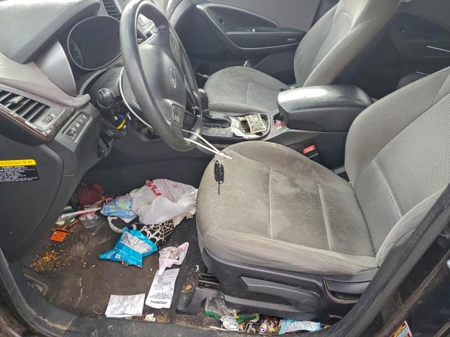 Hyundai SANTA FE Image 2