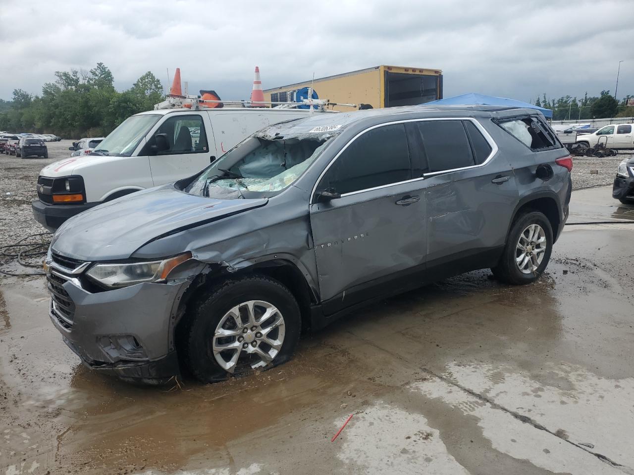 Chevrolet Traverse Ls Image 1