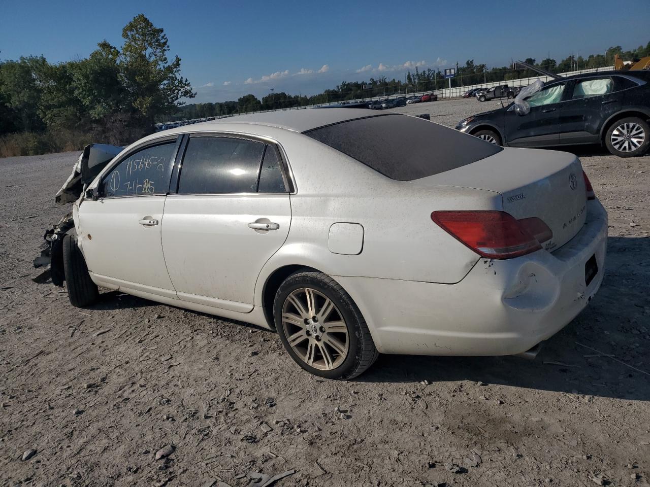 Toyota Avalon Xl Image 12