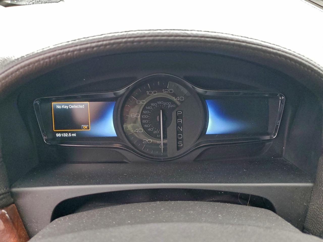 Lincoln MKX Image 10