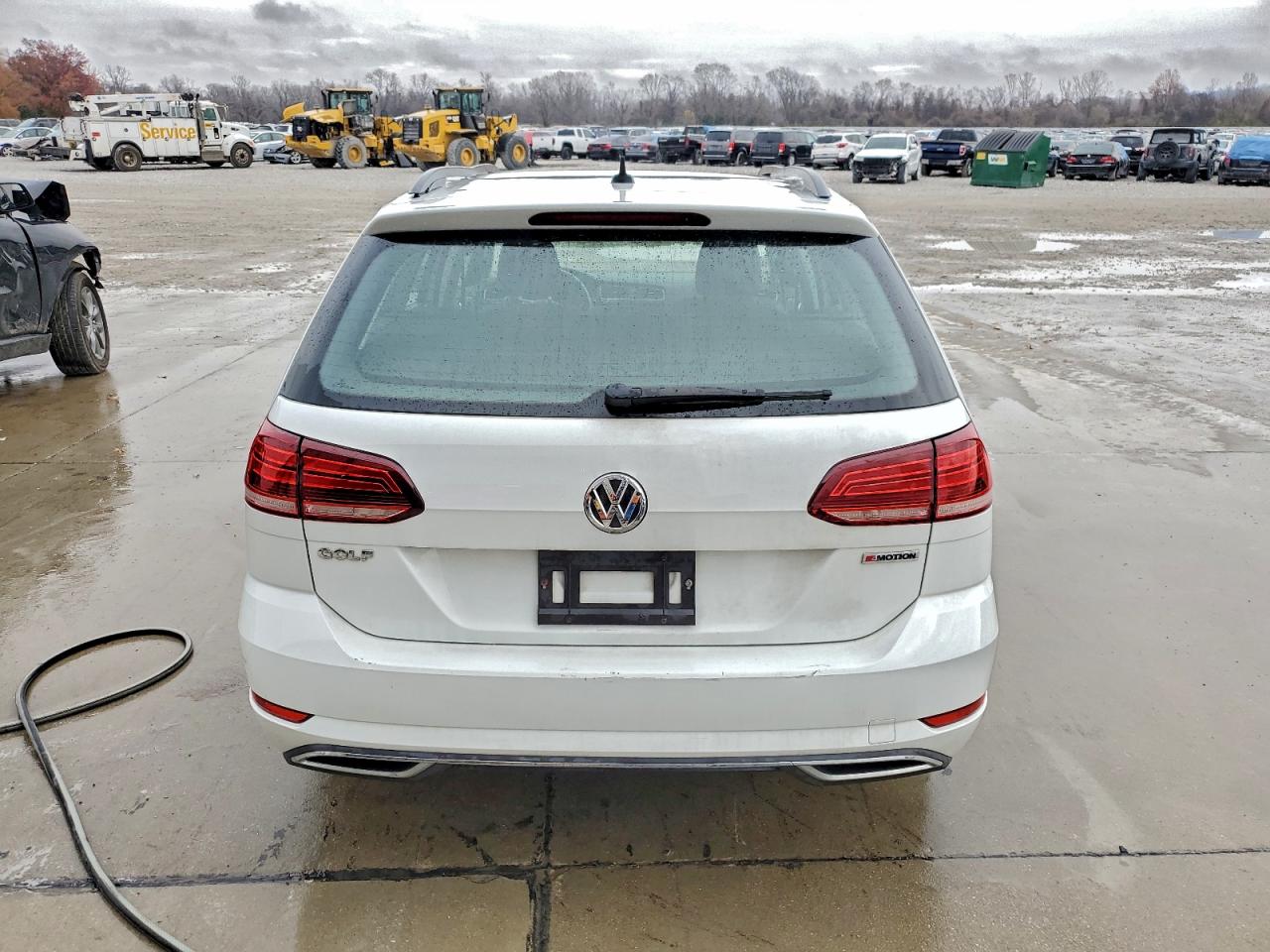 Volkswagen Golf S Image 8