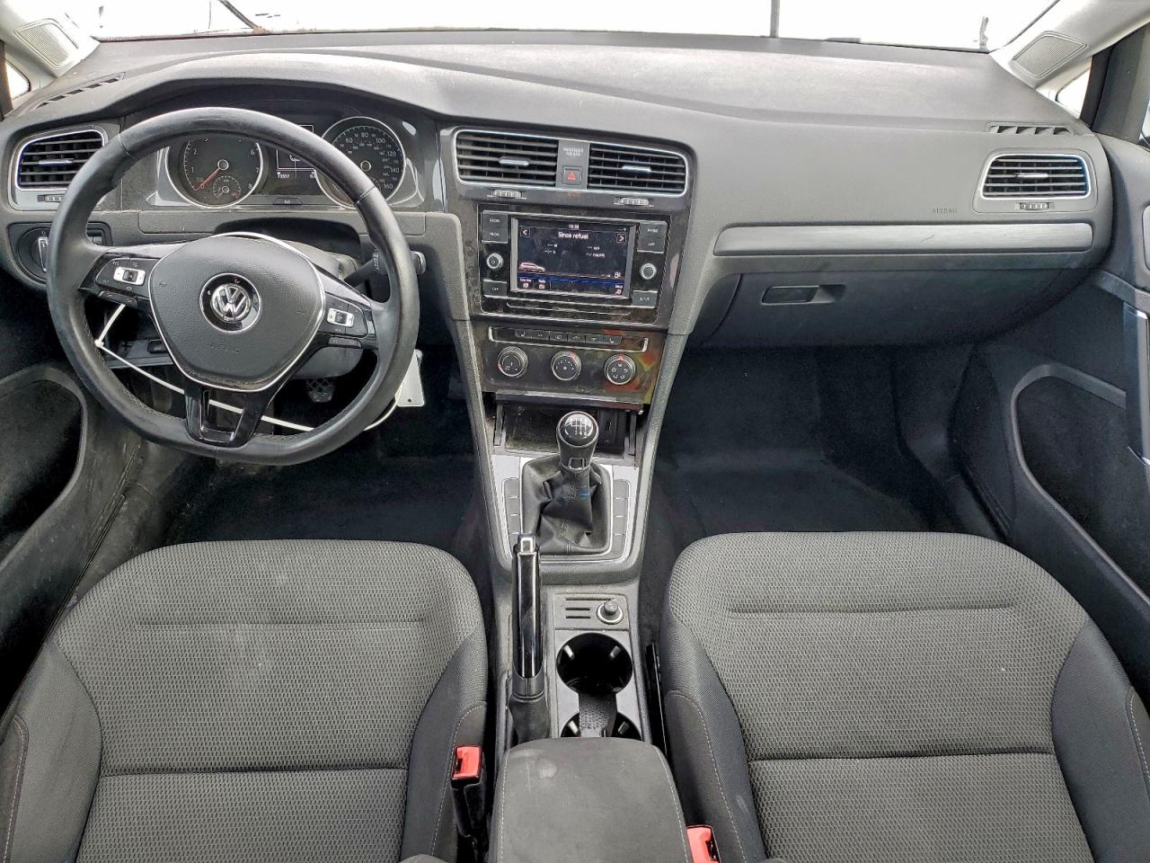 Volkswagen Golf S Image 6