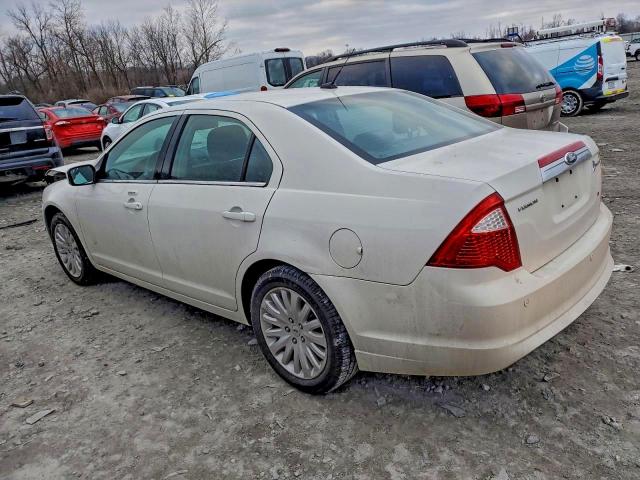 Ford Fusion Hybrid Image 8