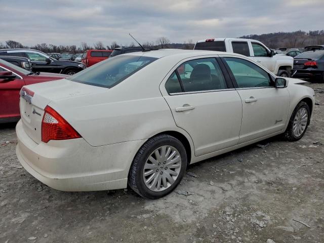 Ford Fusion Hybrid Image 2