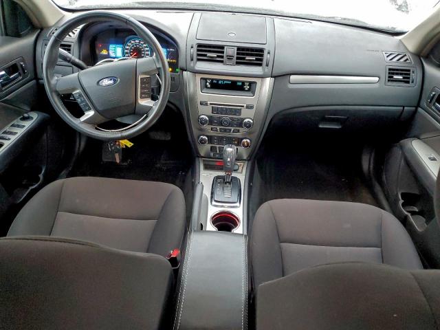 Ford Fusion Hybrid Image 11