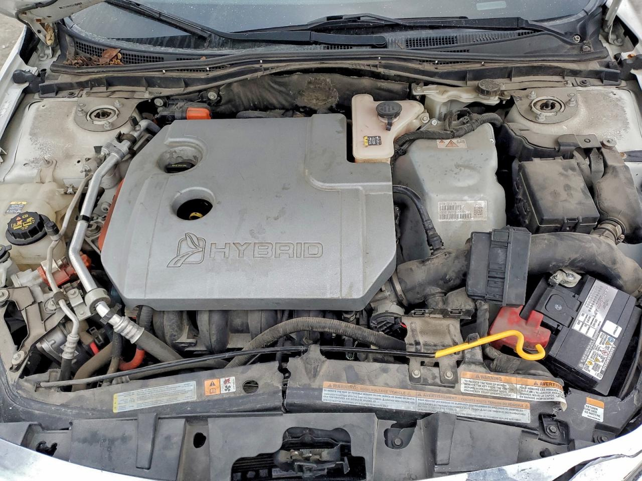 Ford Fusion Hybrid Image 12