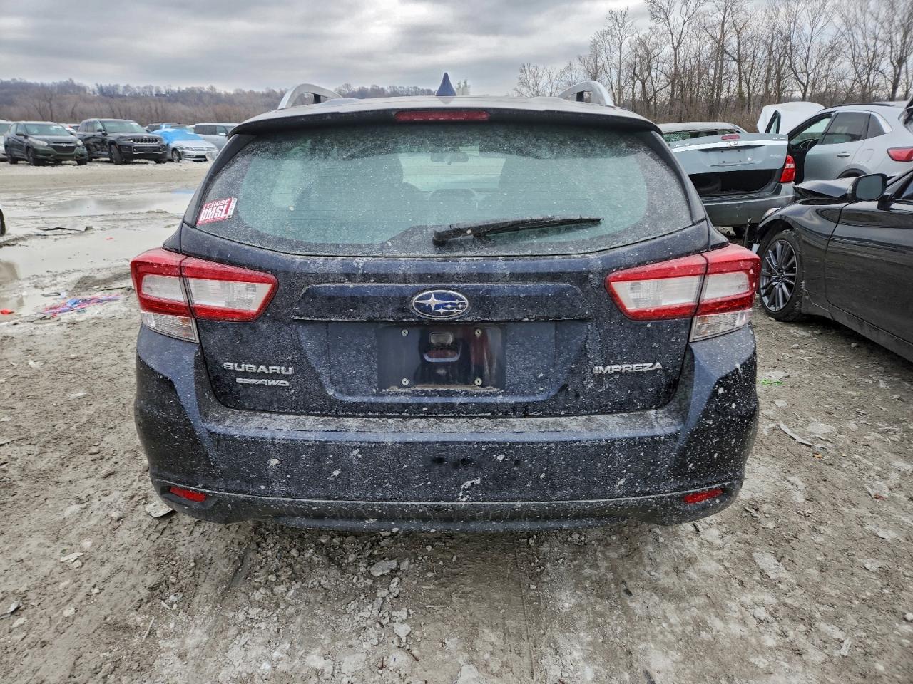 Subaru Impreza Premium Image 2