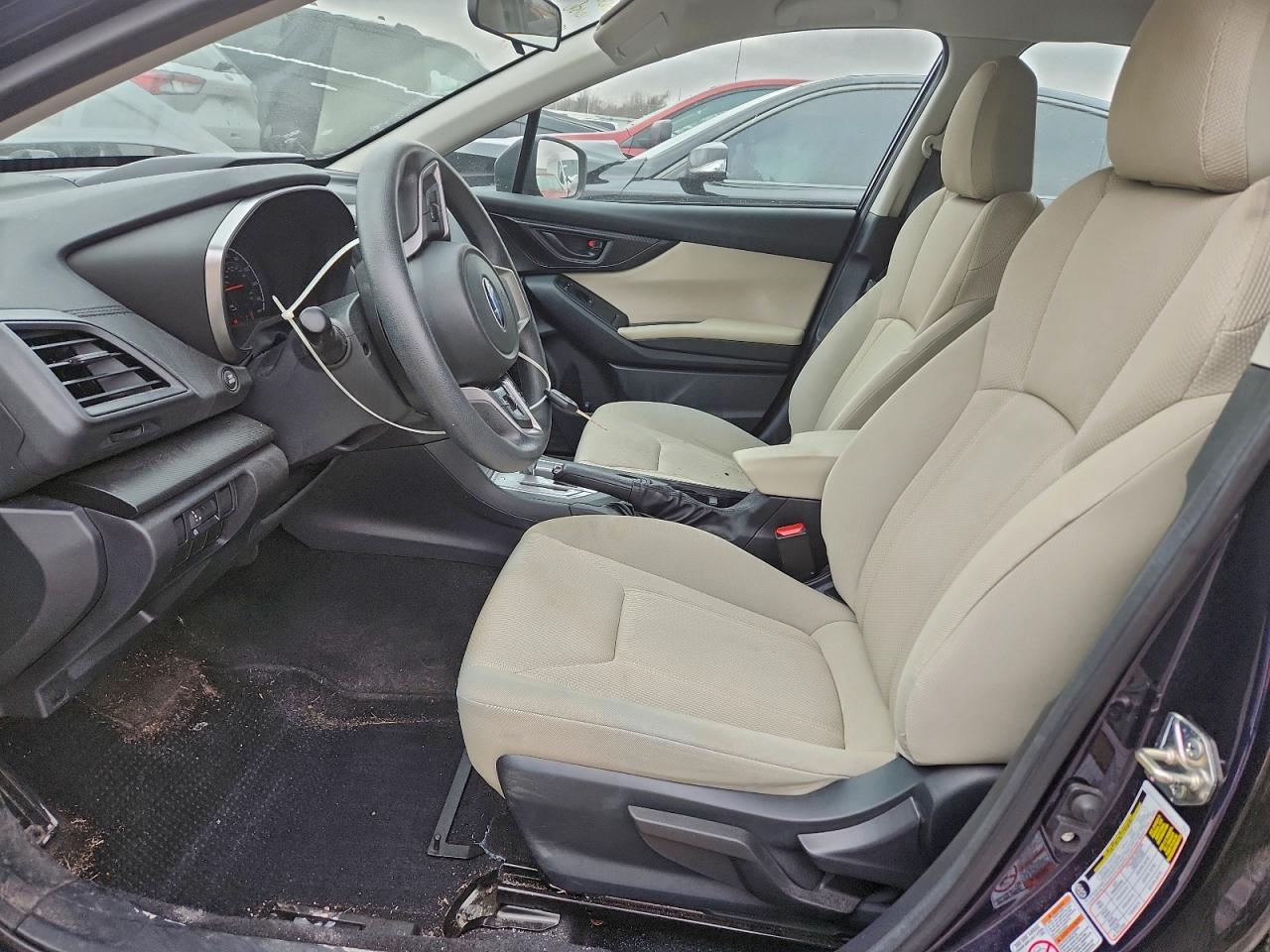 Subaru Impreza Premium Image 12