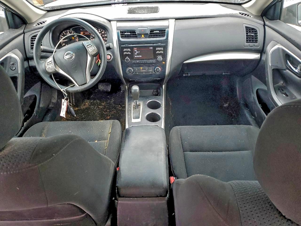 Nissan Altima 2.5 Image 5