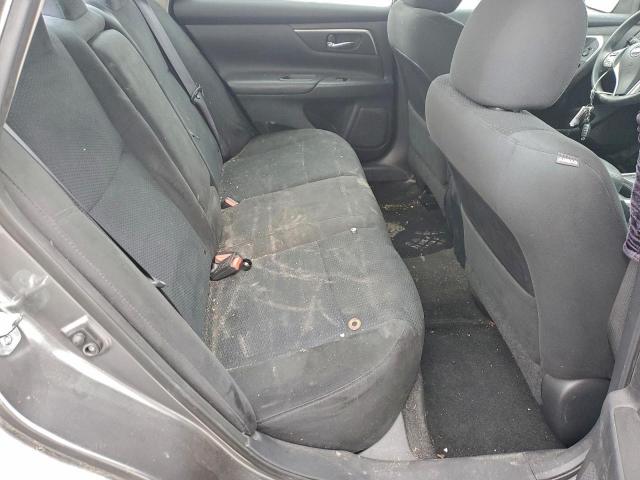 Nissan Altima 2.5 Image 9