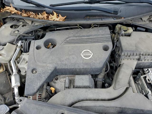 Nissan Altima 2.5 Image 10