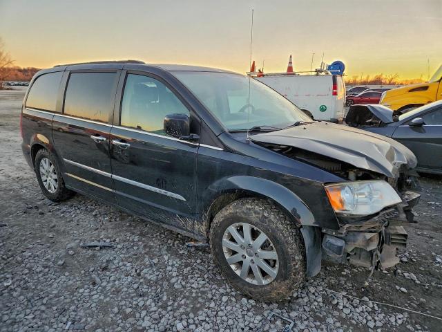 Chrysler Minivan Touring Image 6