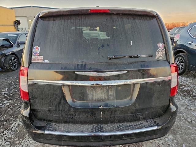 Chrysler Minivan Touring Image 10