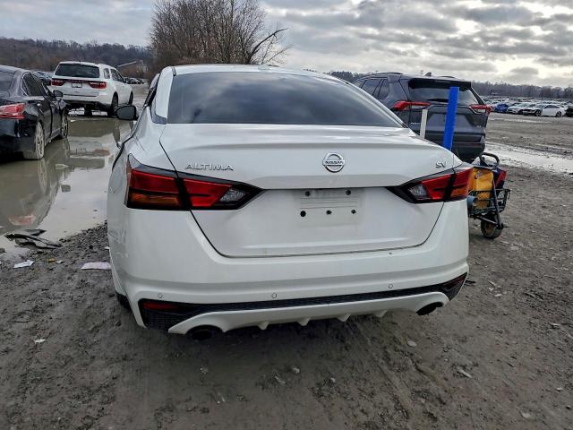 Nissan Altima Sv Image 4