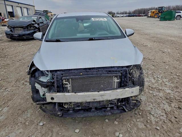 Hyundai Ioniq Se Image 12