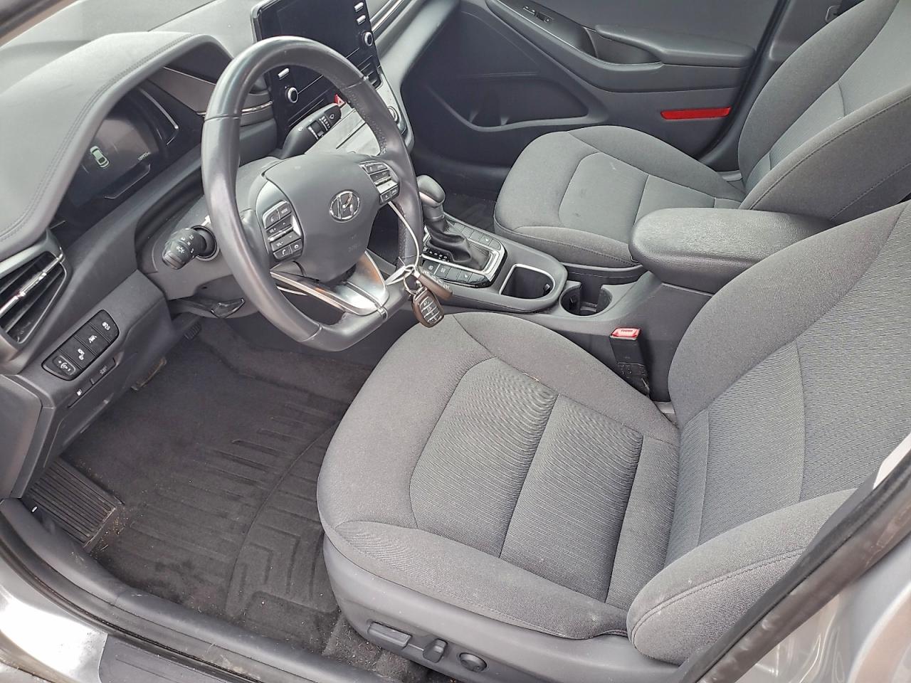 Hyundai Ioniq Se Image 13