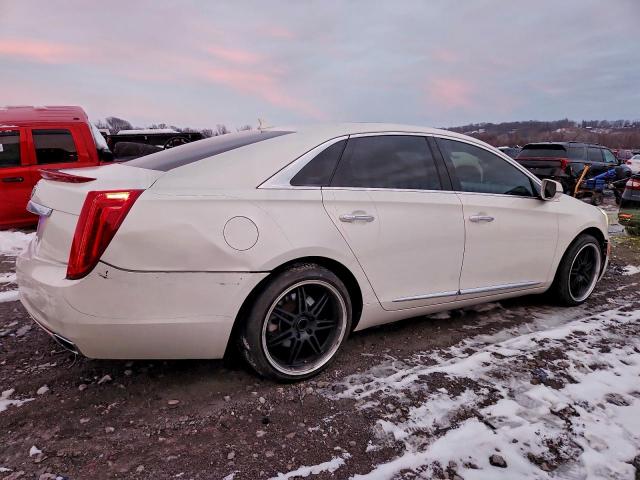 Cadillac XTS Luxury Collection Image 2