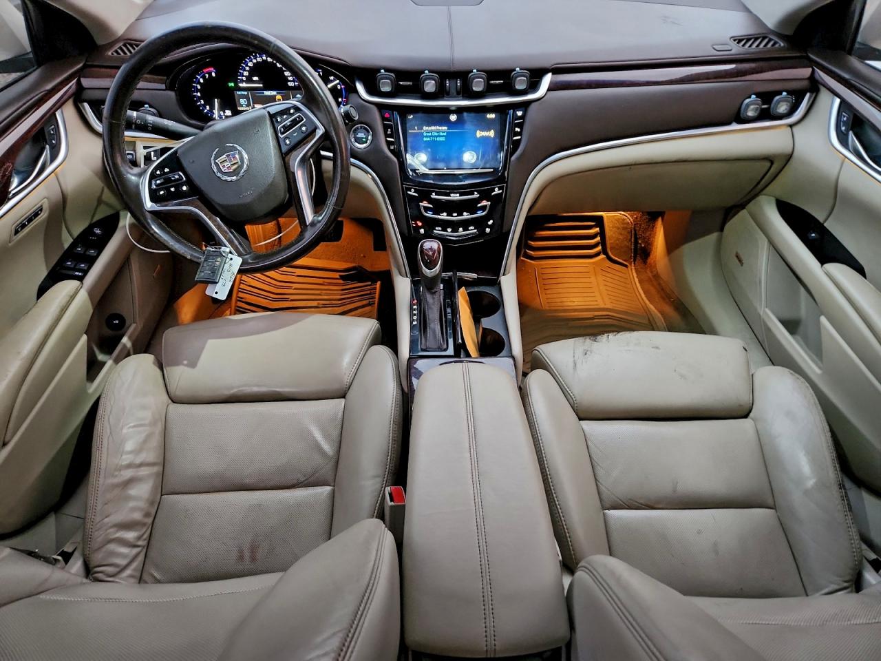Cadillac XTS Luxury Collection Image 8