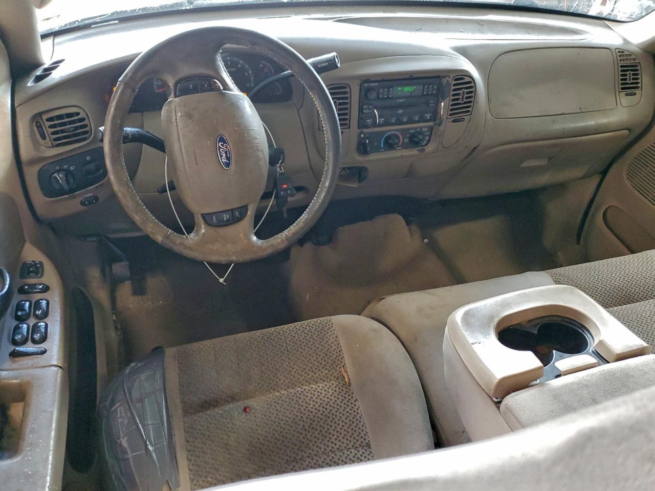 Ford F-150 Supercrew Image 6