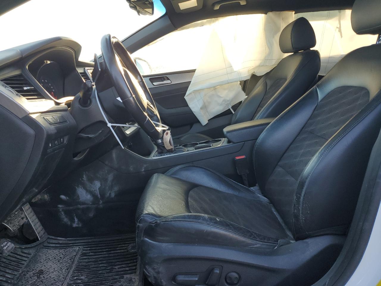 Hyundai SONATA Sport Image 3