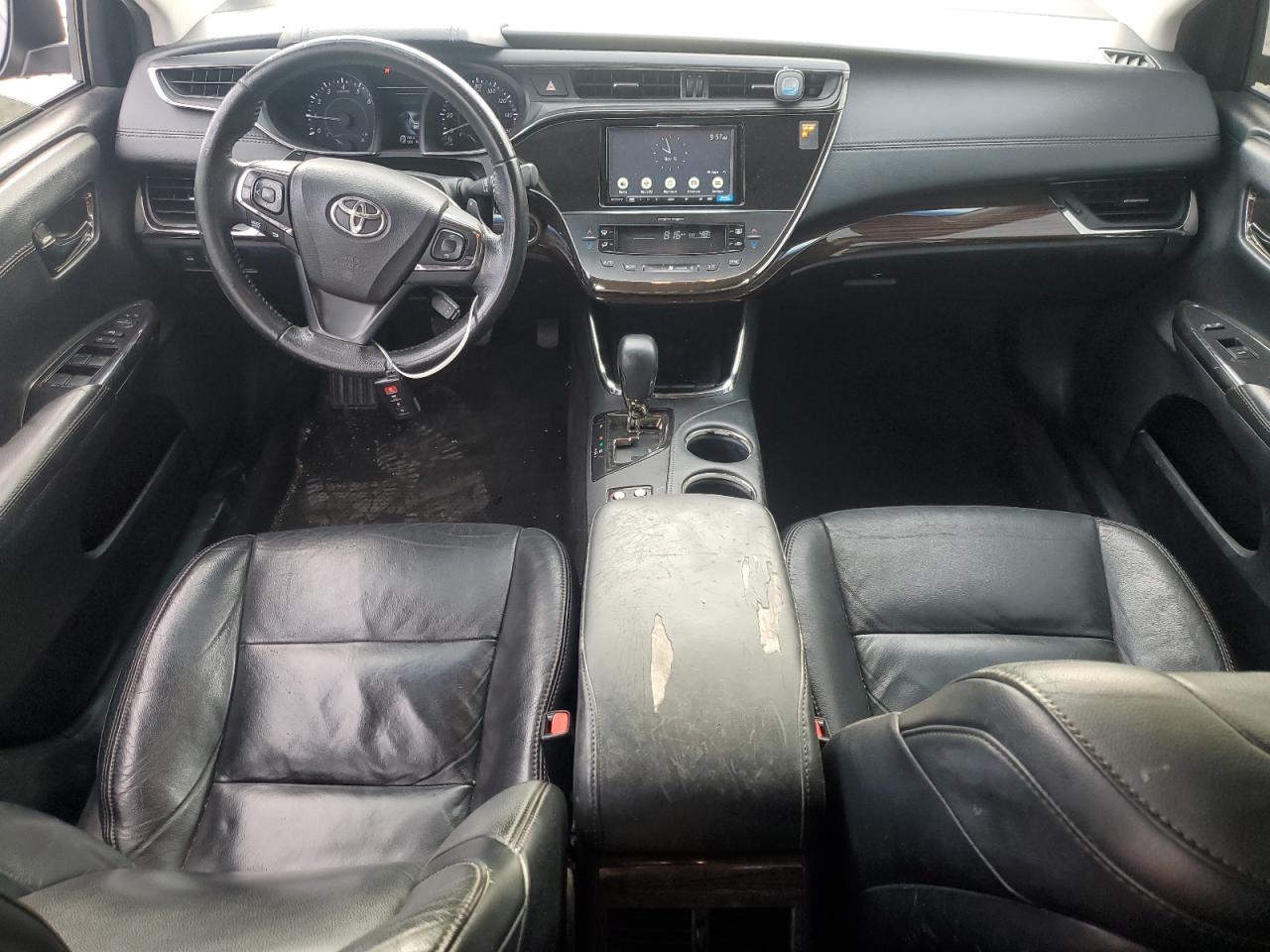 Toyota Avalon Xle Image 3