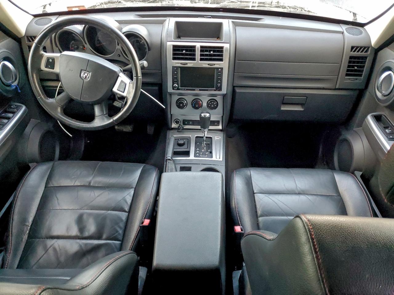 Dodge Nitro Shock Image 8