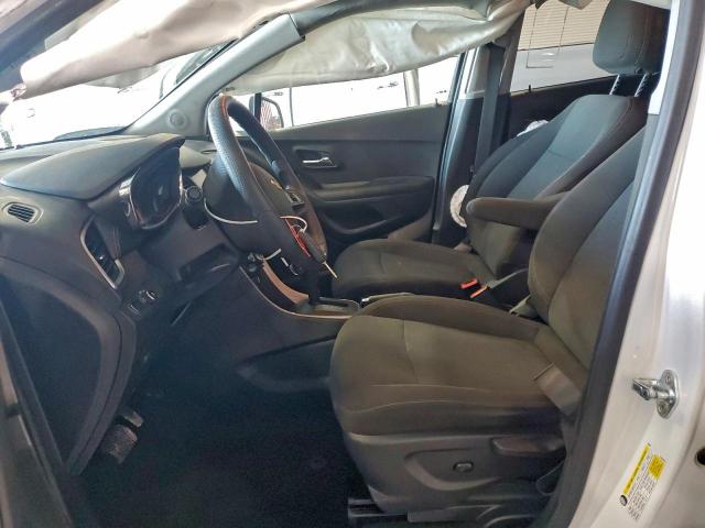 Chevrolet Trax Ls Image 8