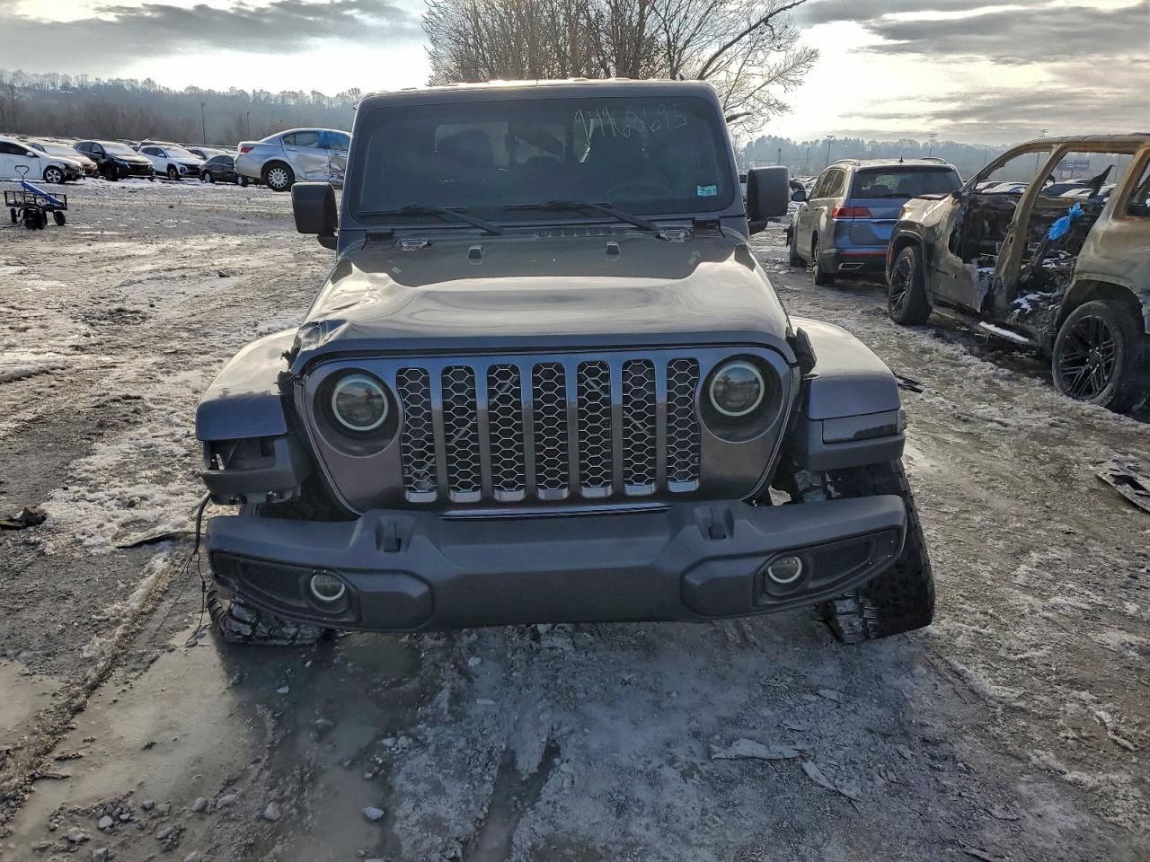 Jeep Gladiator Sport Image 9
