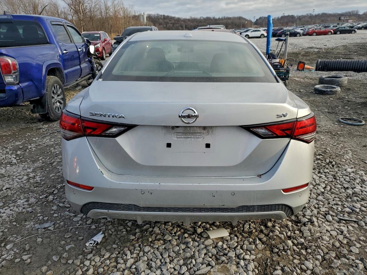 Nissan Sentra Sv Image 3