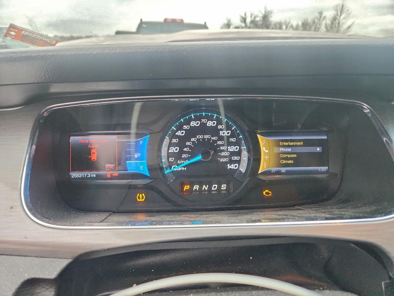 Ford Taurus Sel Image 10