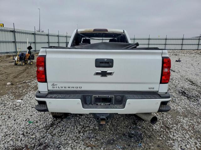 Chevrolet Silverado K3500 Ltz Image 8