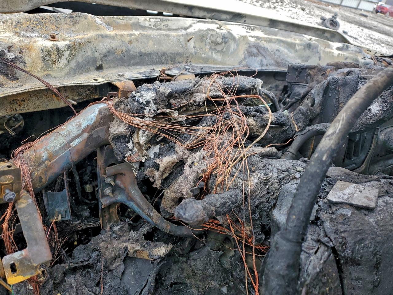 Chevrolet Silverado K3500 Ltz Image 10