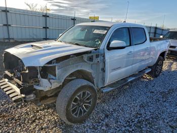  Salvage Toyota Tacoma