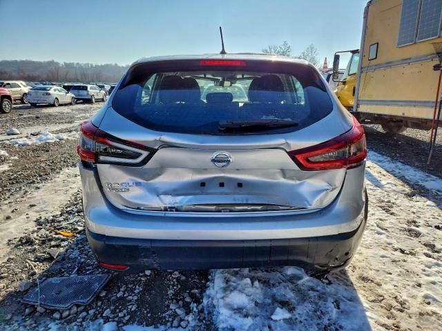 Nissan Rogue S Image 6